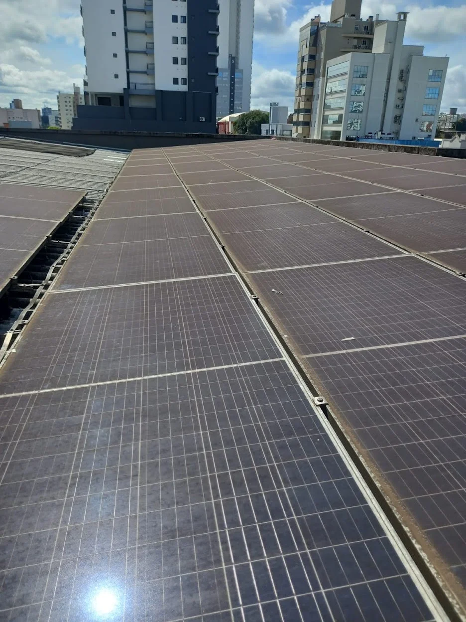 Manutenção corretiva e preventiva.